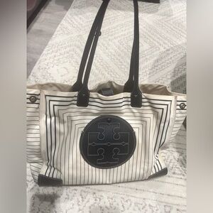 Tory burch tote